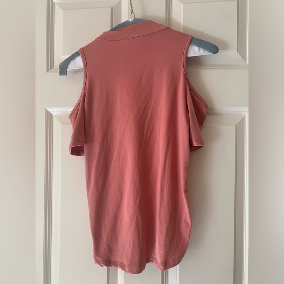 Pink top - Picture 2 of 2